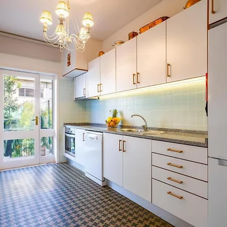 Serralves 10480 Luxury Villa בית נופש