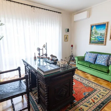 Serralves 10480 Luxury Villa בית נופש פורטו
